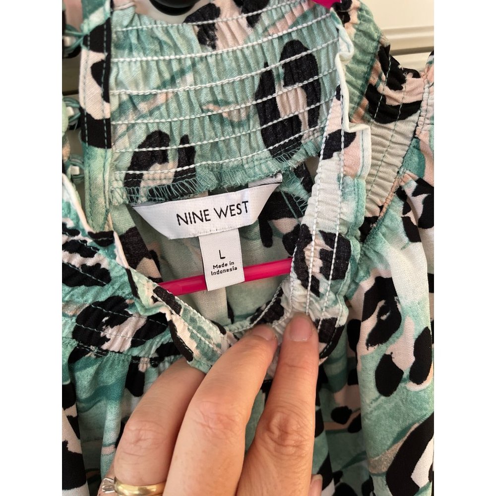 Nine West Leopard Print Mock Neck Blouse Green Elastic Frills Shirred Top Size L - Picture 4 of 10